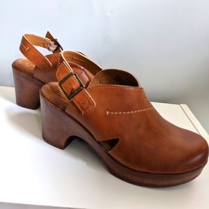 B.o.c. NEW clogs